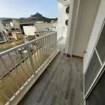Apartament Modern 3bd With Spacious Balcony & Outside Furniture - Bay Marsalforn