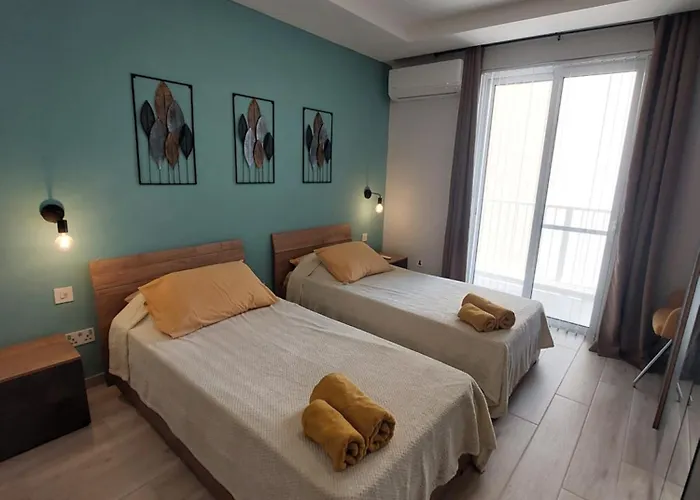 Apartment Modern 3bd With Spacious Balcony & Outside Furniture - Bay Marsalforn